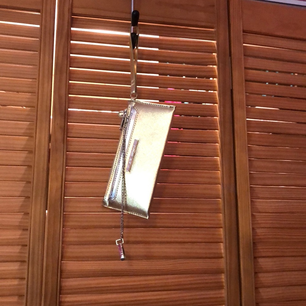 gold wristlet